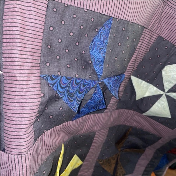 Pinwheel Baby Quilt Hand made 31x38 - Picture 3 of 5